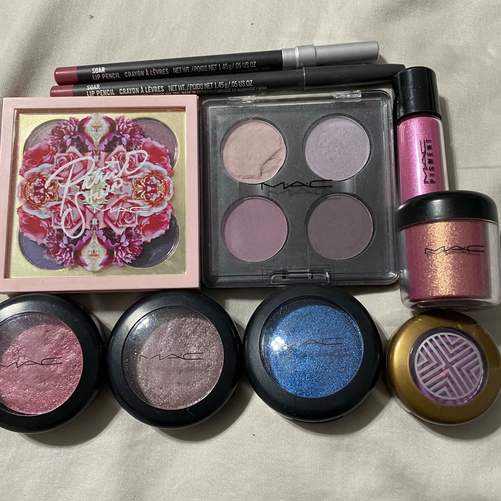 MAC makeup bundle